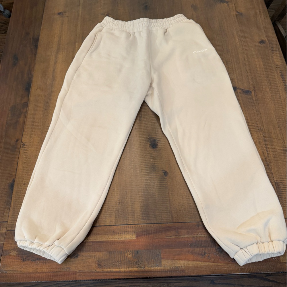 Comfrt signature fit sweatpants men’s/women size L bone
